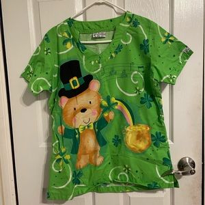 Nurse scrub shirt